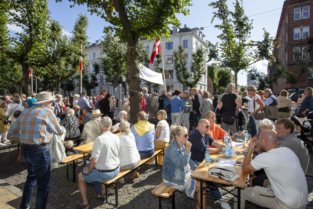 Teaterflisen inviterer til folkefest på Alléen