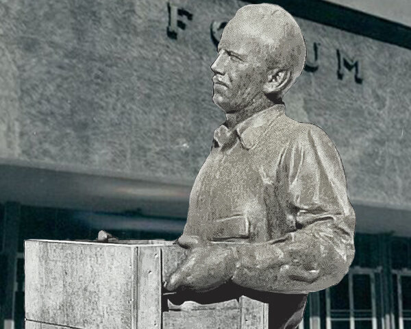 Holger Danske Monument taler ved indvielsen